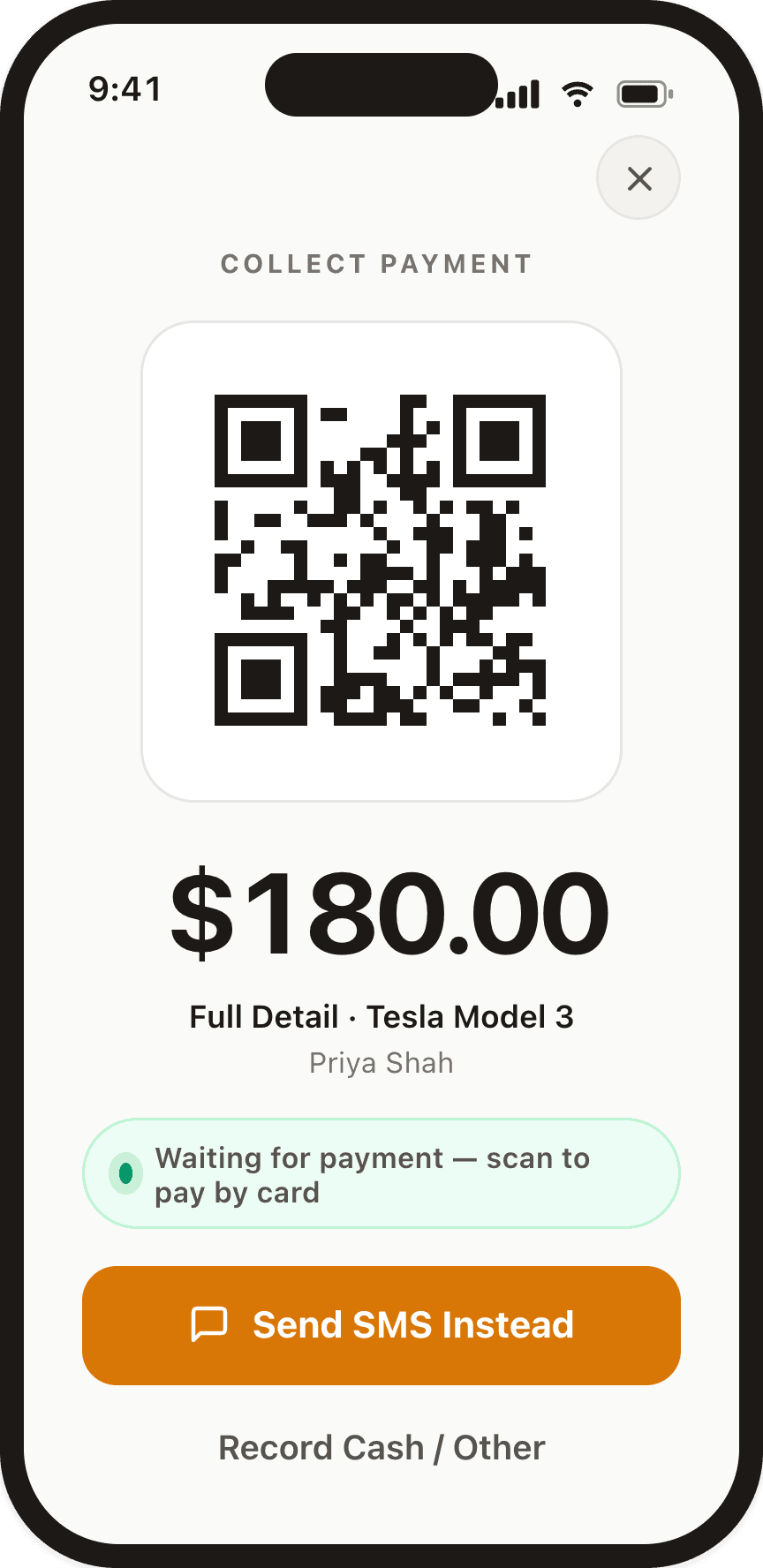 The Houseler iPhone app showing a customer paying an invoice by card with a QR code